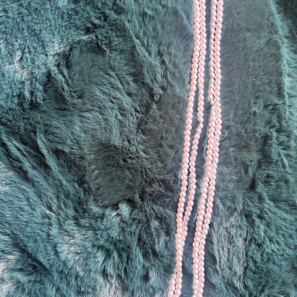 Elegant Pink Pearl Necklace